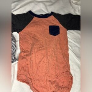 3 boys bodysuits
